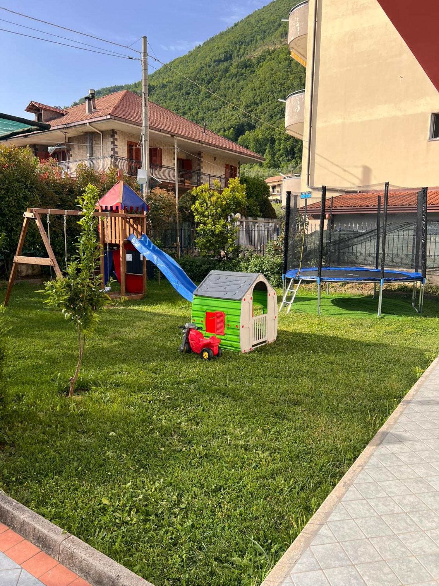 Villa Somma Apartments Pimonte Exterior foto
